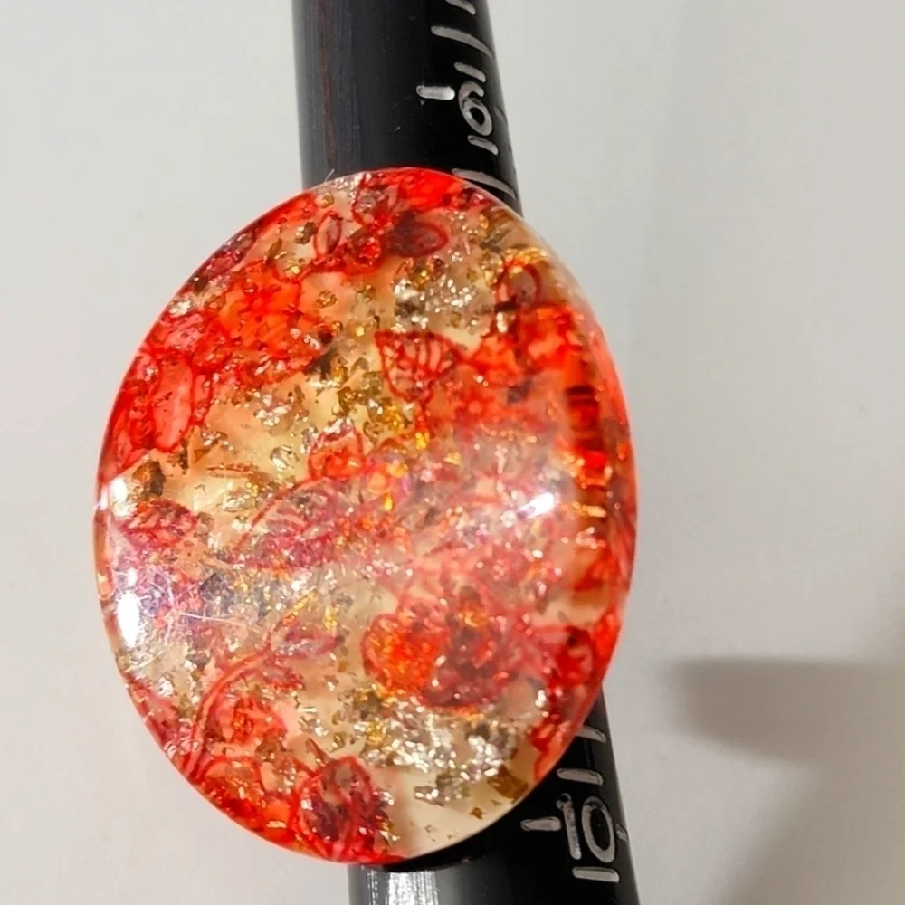 Large Smooth Acrylic Statement Ring Reds Rhinestone 8New without tags R4